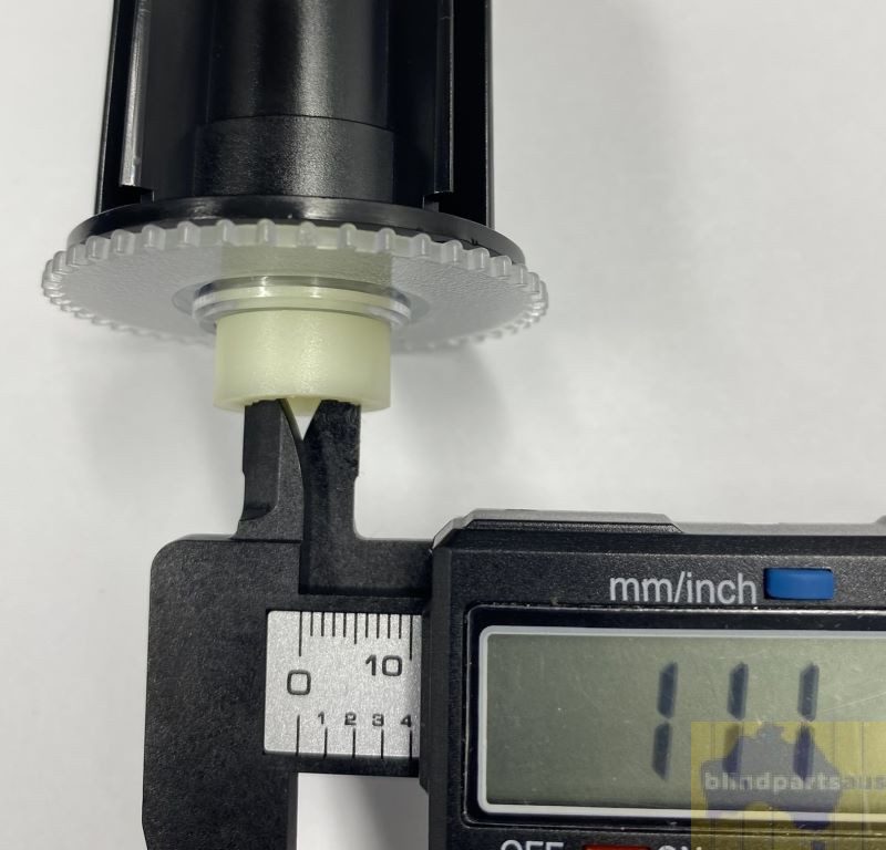 Acmeda 43mm female connector for linked roller blinds - black