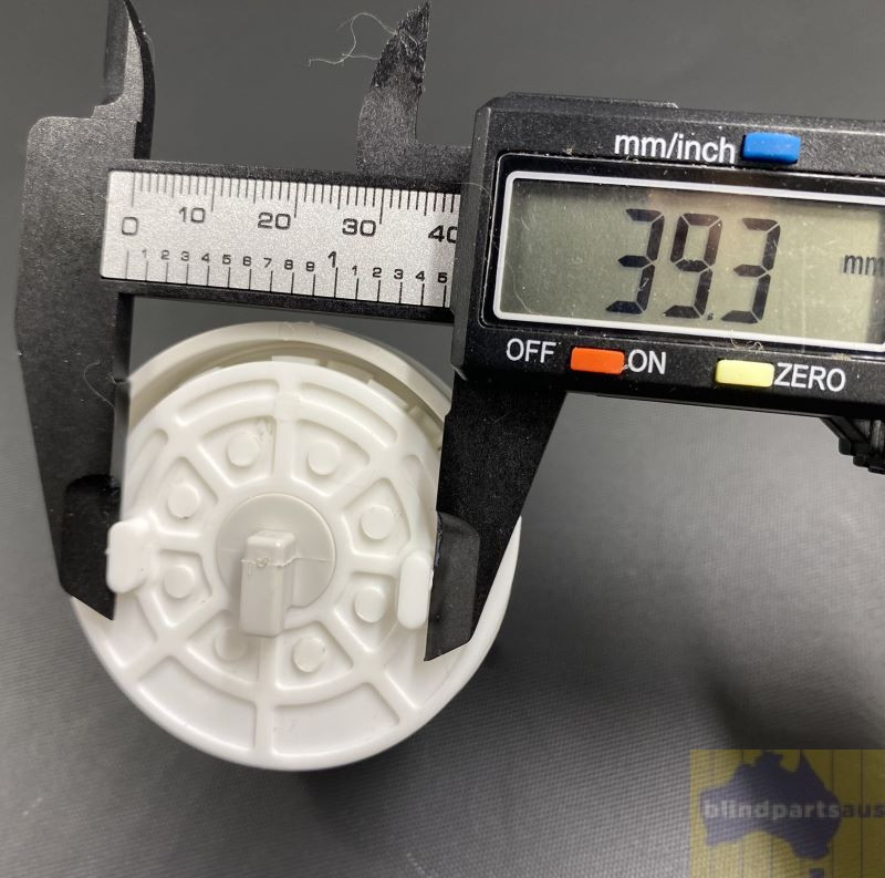 38mm Control mechanism Generic pinned style for roller blinds - white