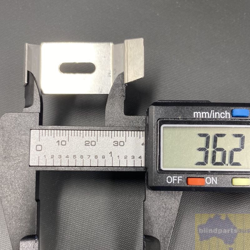 Vertical blind spring clip silver generic 36mm