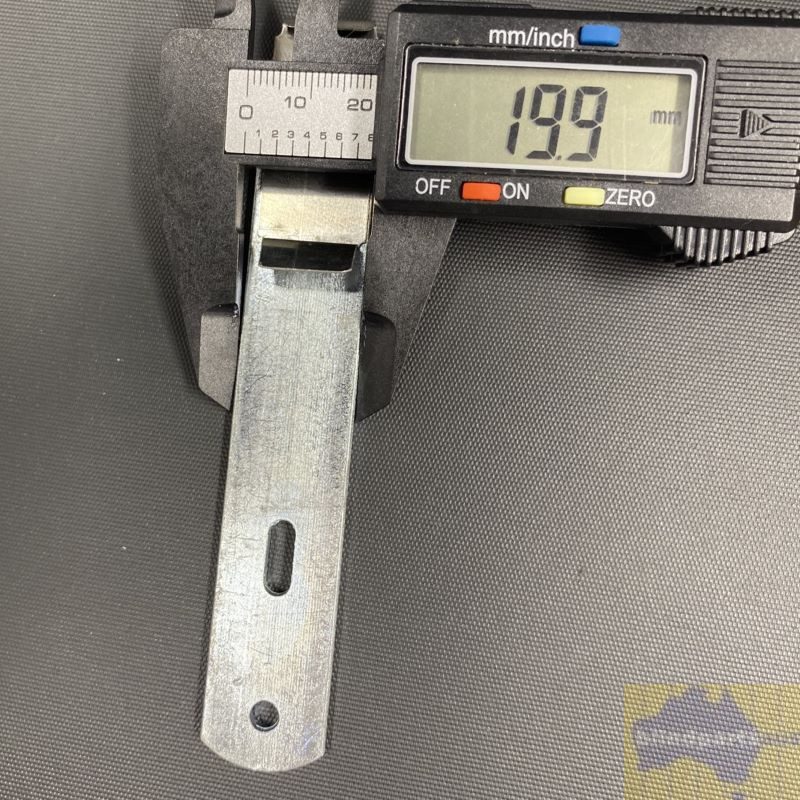 Vertilux extended recess long vertical blind bracket