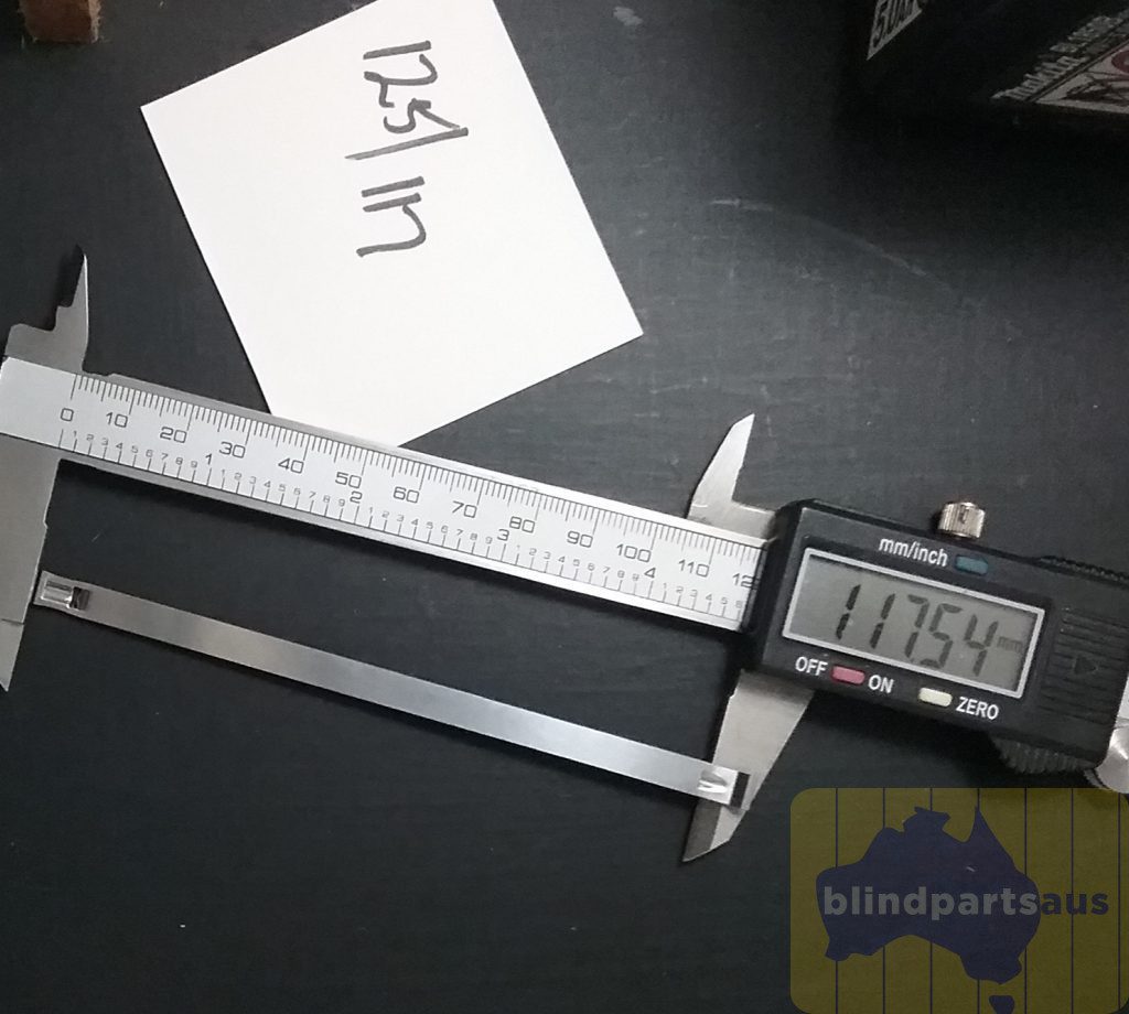 Spacer links Faber metal to suit vertical blind 127mm carriers 125/117mm