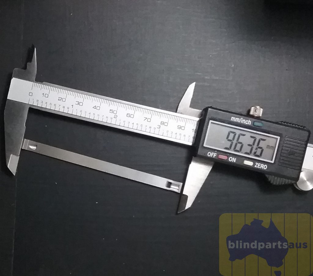 Spacer links metal to suit 127mm Faber vertical blind carriers 96mm