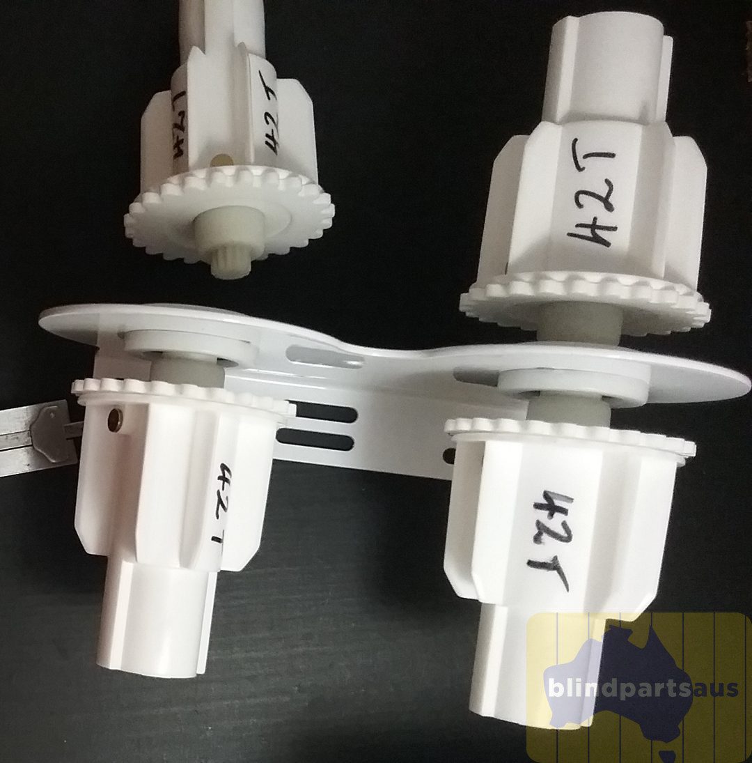 42mm Joiners & centre bracket set slimline to suit 42mm drums on roller