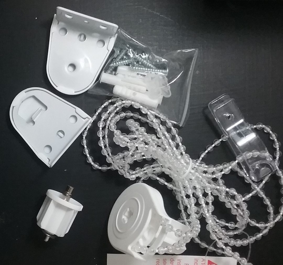 25mm Fitting kit for roller blinds Spotlight and similar white metal