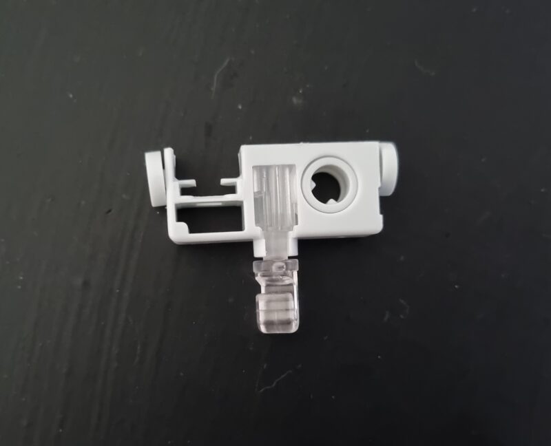 Carrier 42mm for vertical blinds with plastic spacer links – removeable hook style - grey