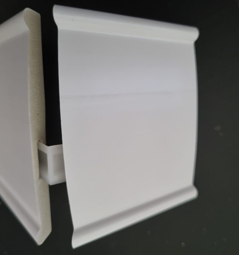 Pelmet returns or corners for composite venetian blinds 83mm smooth finish