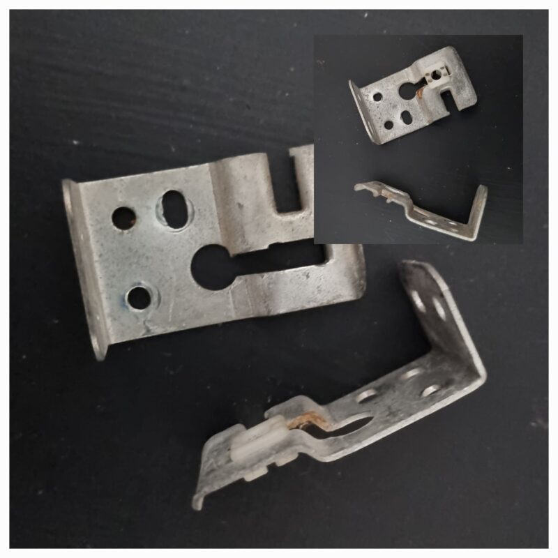 Fixing brackets 55mm vintage roller blind second hand only narrow with grommet