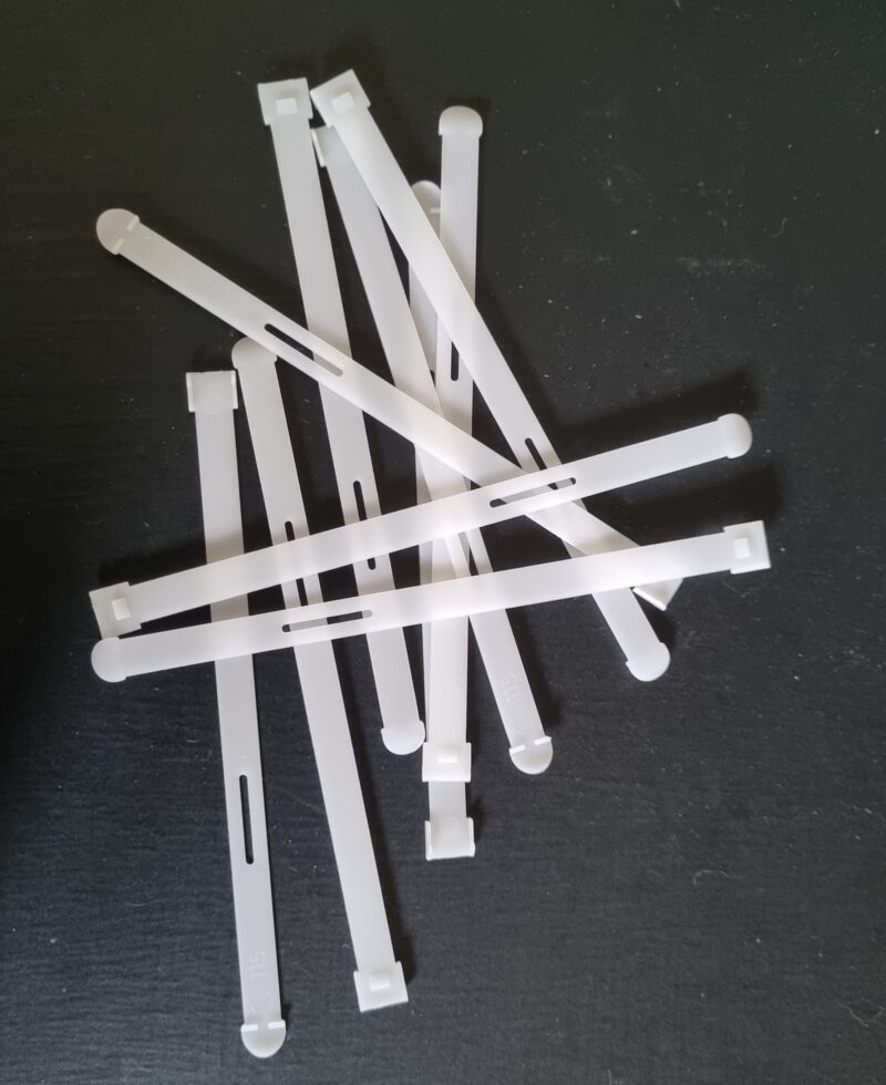 Spacer links plastic 115mm to suit 127mm slats..pack of 10