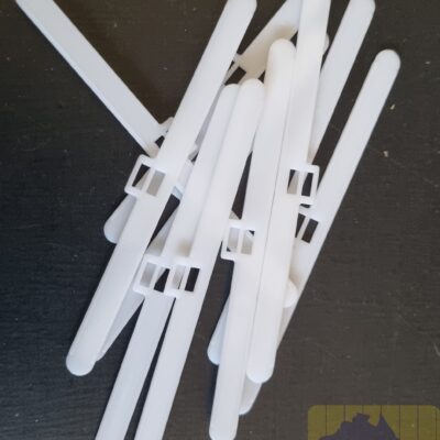 127mm slat hangers double white 2 Louvre or slat hangers 127mm plastic double...white only pack of 10