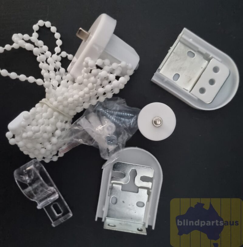Fitting kit 25mm flat pin spotlight 2 25mm control unit & fitting kit for roller blinds generic brand white flat pin drive