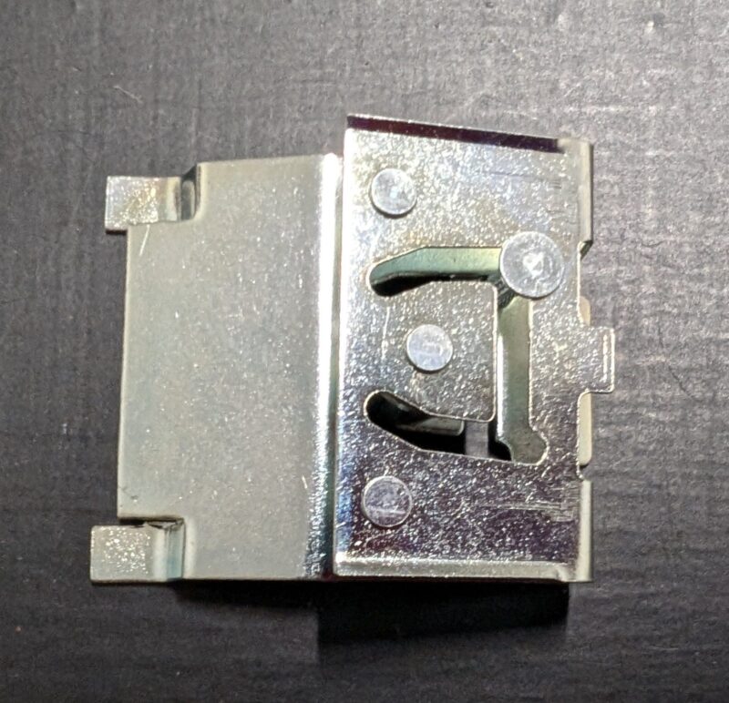 Cord lock 50mm high fha Cord lock 50 x 50mm V2 cord square drive low profile headrail suits 50 x 50mm headrail plastic fitting