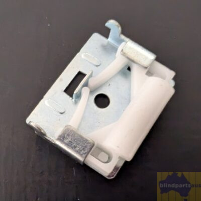 Fixing bracket Top Fit 25mm slimline venetian blinds ..price is for one