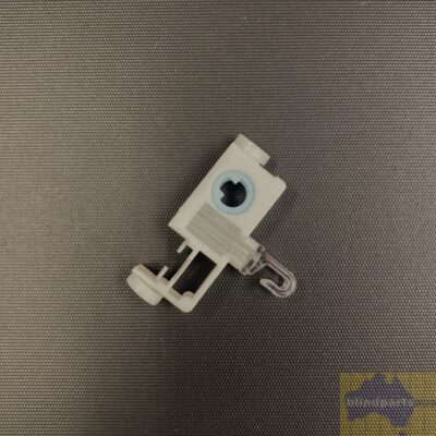 Vertical carrier removeable hook - plastic spacer white