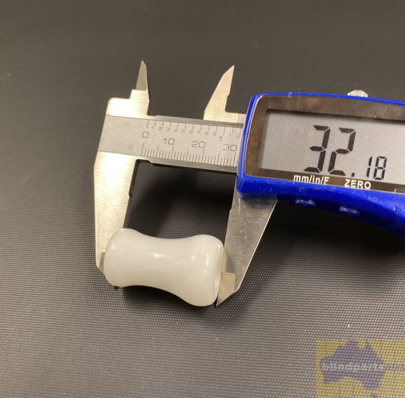 Cord acorn white plastic