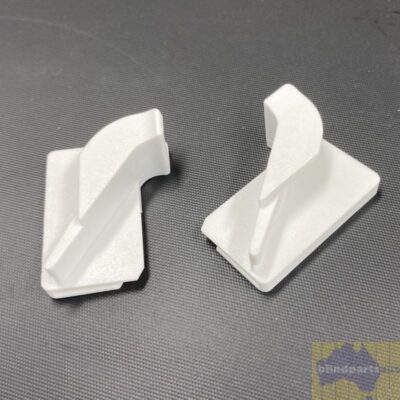 Chain diverter for Sunboss double roller blind bracket